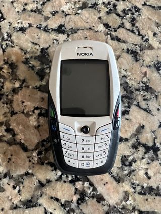 Nokia 6600 - Teléfono móvil