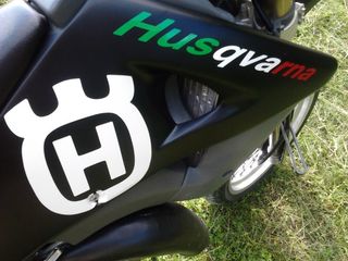 Adesivi Husqvarna per moto
