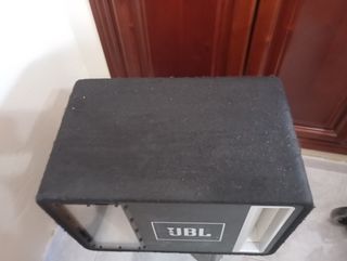Subwoofer JBL negro