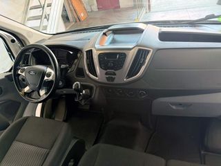 Ford Transit Kombi Trend Delantera 330 L2H2 130 4p