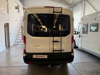 Ford Transit Kombi Trend Delantera 330 L2H2 130 4p