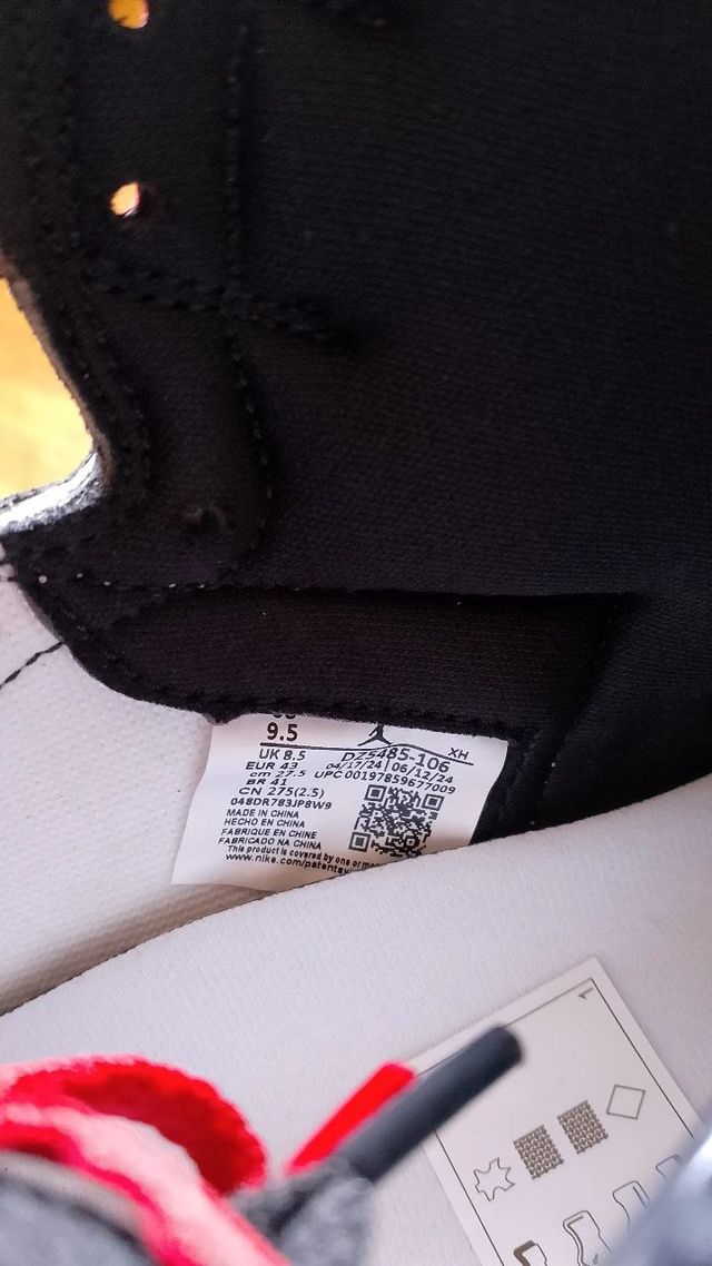 Jordan 1 Retro High OG Black Toe Reimagined T.43