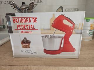 Batidora de pedestal iWotto - Roja