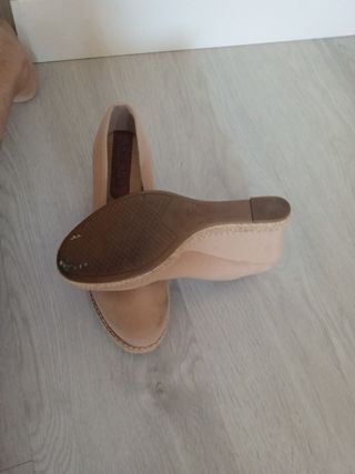 Zapatos beige bernalo mujer