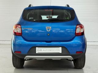 Dacia Sandero 2015