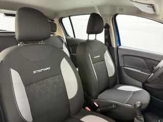 Dacia Sandero 2015