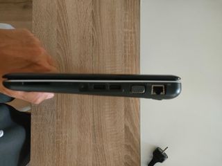 Portátil Compaq mini 311 