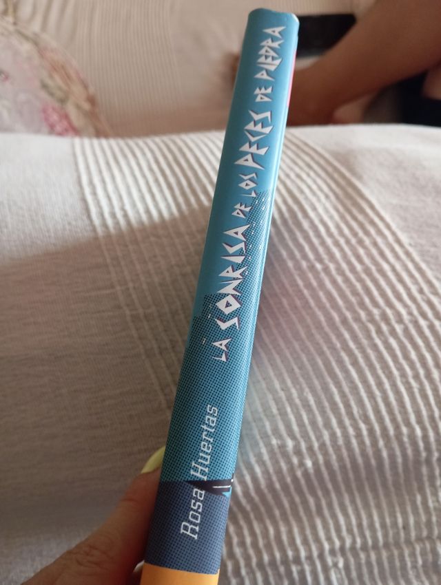 La sonrisa de los peces de piedra