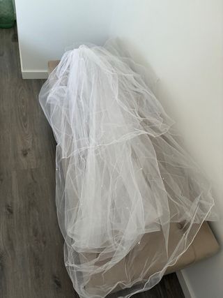  velo  novia Pronovias - blanco con perlita