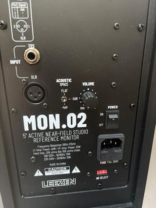 Altavoz de estudio activo de 5"