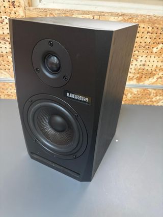 Altavoz de estudio activo de 5"