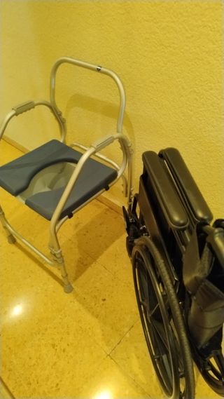 Silla de ruedas y silla sanitaria 