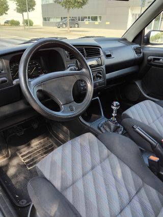 Volkswagen Golf 1993