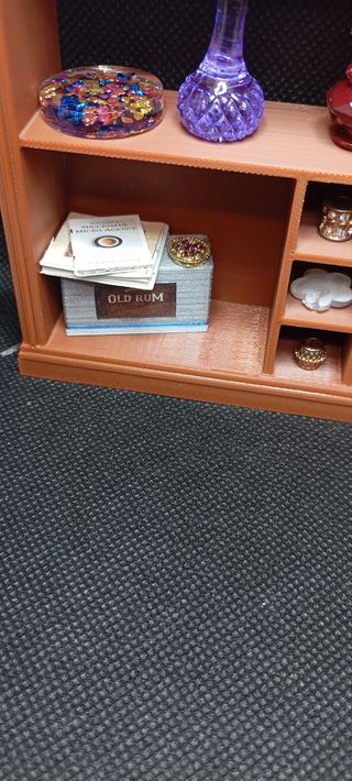Mini Credenza Accessoriata