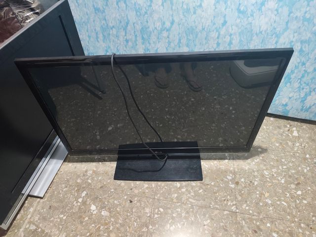 TV LG 42PJ250 Plasma - Negra