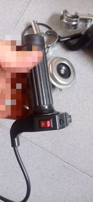 Acelerador de puño i mas piezas Patinete Eléctrico