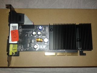 Scheda video Ge-Force 6200 256MB