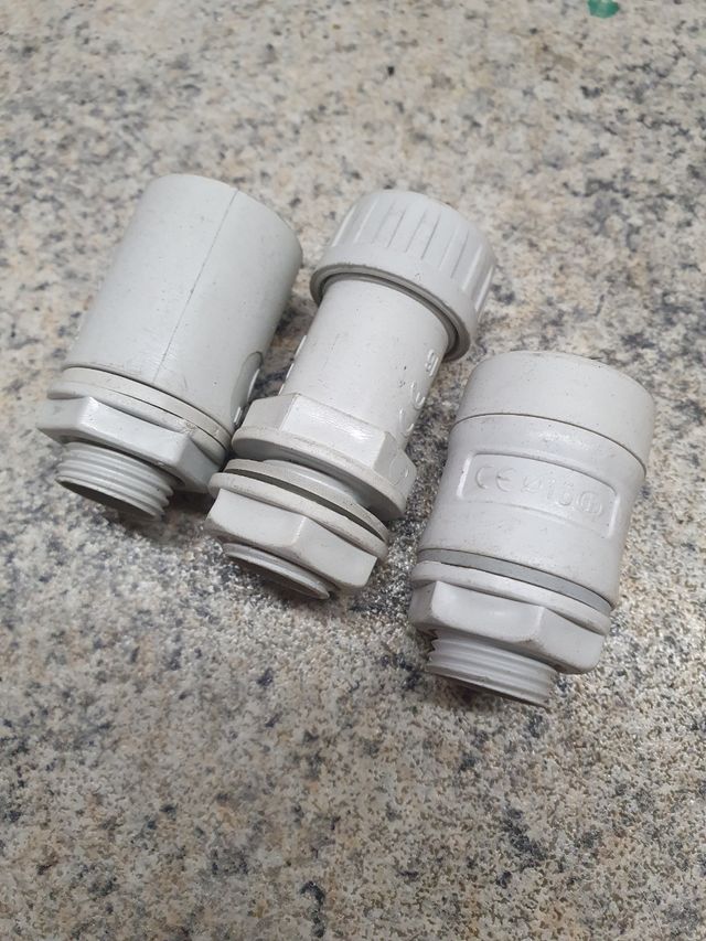 raccordi tubo elettrico