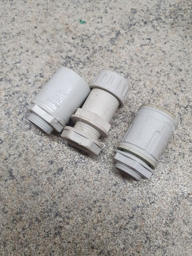 raccordi tubo elettrico