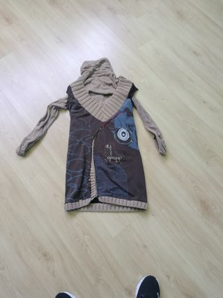 Vestido marrón y beige