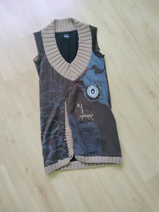 Vestido marrón y beige