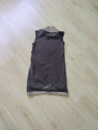 Vestido marrón y beige