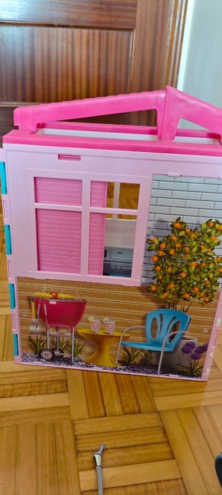 Casa Barbie portátil
