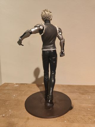 Figura Genos One Punch Man