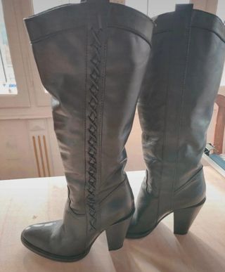 Stivali in pelle neri