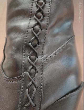 Stivali in pelle neri