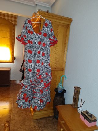 Vestido Flamenca rojo y negro