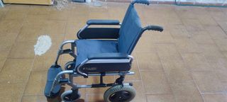 Silla de ruedas de adulto 