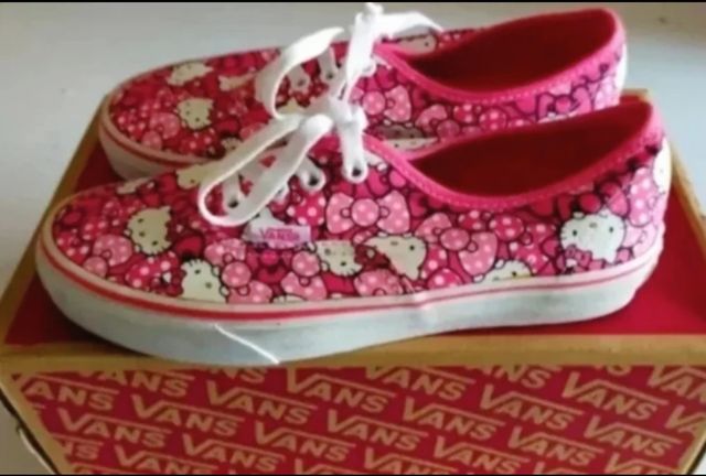 Vans Hello Kitty Limited Edition