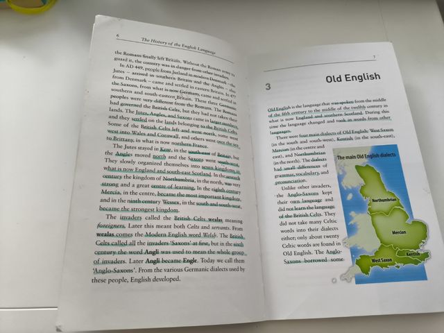 Oxford Bookworms Library Factfiles: Level 4:: T...