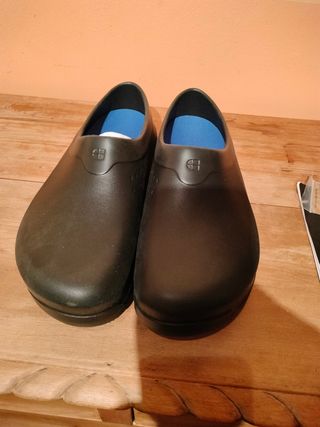 Zapatos trabajo negros talla 45