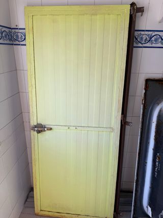 Puerta hierro verde - Exterior