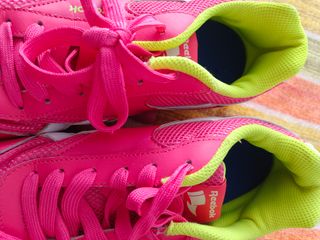 Zapatillas Reebok rosa fluor. Apenas usados