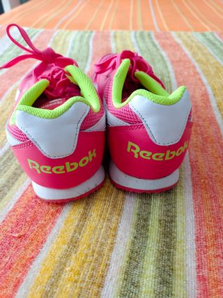 Zapatillas Reebok rosa fluor. Apenas usados