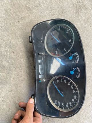 Cuadro Instrumentos VW Golf 4 TDI
