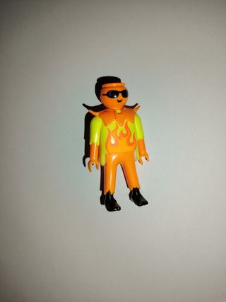 Playmobil personaggio fuoco