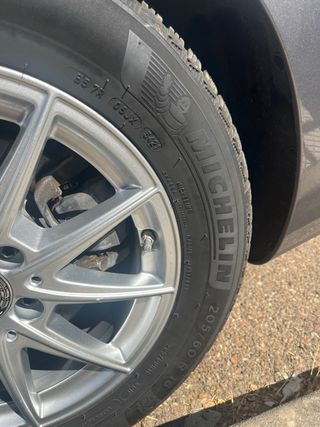 Llantas Mercedes 16" con neumáticos Michelin