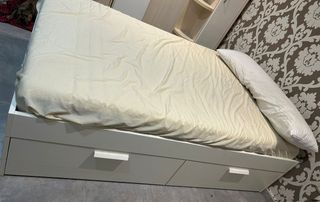Estructura cama Brimnes IKEA