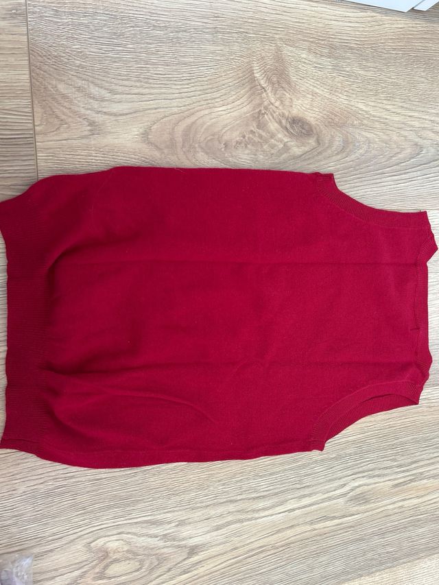 Chaleco Zara rojo talla S