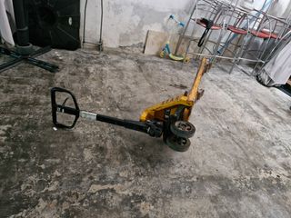 Transpaleta.manual usada. STARfunciona falta aceit