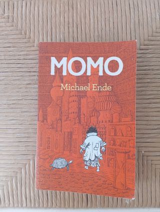 Momo (Spanish Edition) (Colección Alfaguara Clá...