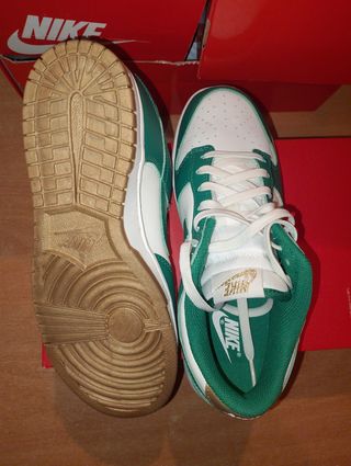 Nike Dunk Low - Zapatillas Verde-Blanco