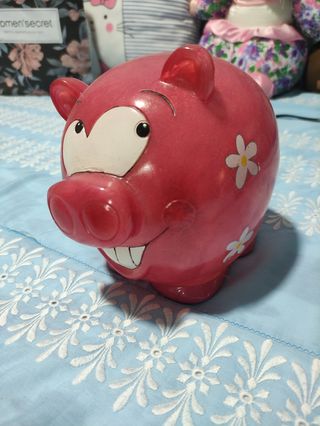 Lampara de cerdito rosa.