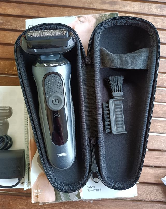Rasoio elettrico Braun Series 6 Sensoflex