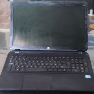 Portátil HP i3