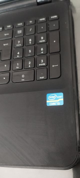 Portátil HP i3